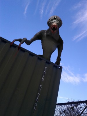 Monster small.jpg (567.91 KiB) Viewed 2027 times Monster small.jpg