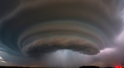 Tornado South of Maize.jpg (28.3 KiB) Viewed 10875 times Tornado South of Maize.jpg